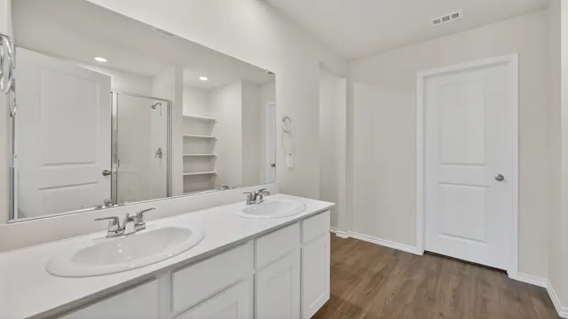 Gail at 2425 Poinsettia Dr, Pilot Point, Texas: photo 3
