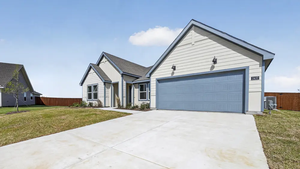Fiedor home at 2437 Poinsettia Dr, Pilot Point, Texas
