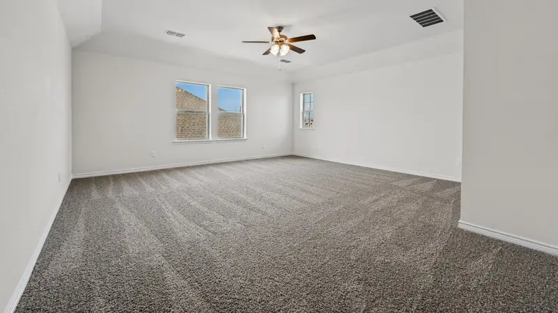 Ivery II at 4829 Silver Touch Rd, Aubrey, Texas: photo 3