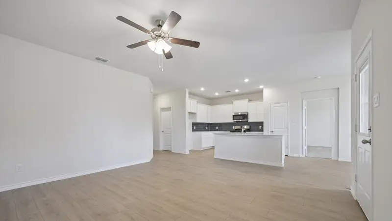 Rivington at 4833 Silver Touch Rd, Aubrey, Texas: photo 2