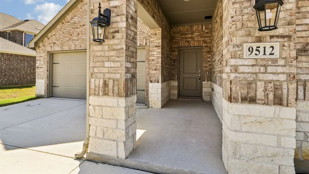 Dawson home at 9512 Bently Blvd, Aubrey, Texas
