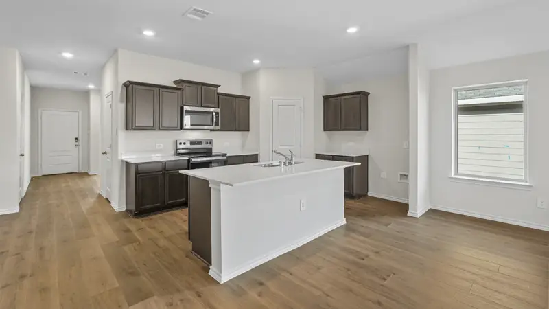 Lakeway floor plan at Sanger Circle: interior photo 1
