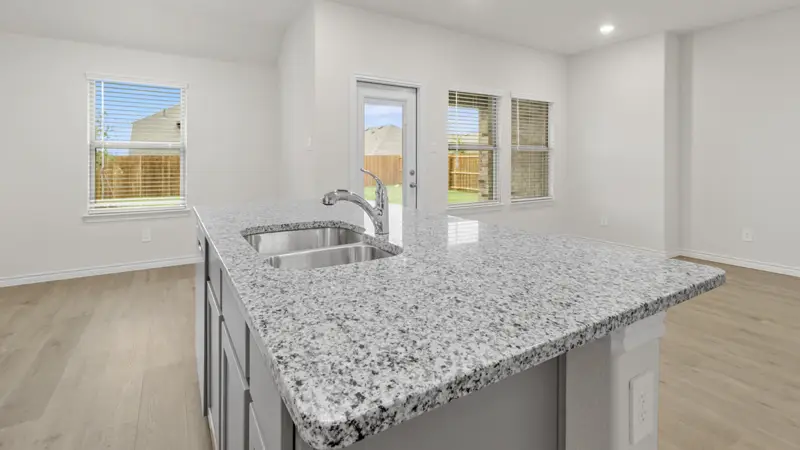 Hale floor plan at Silverado: interior photo 2